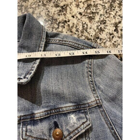 H&M Women’s Jean Jacket Size 10 Blue Distressed Denim Button Up Casual - Picture 10 of 11